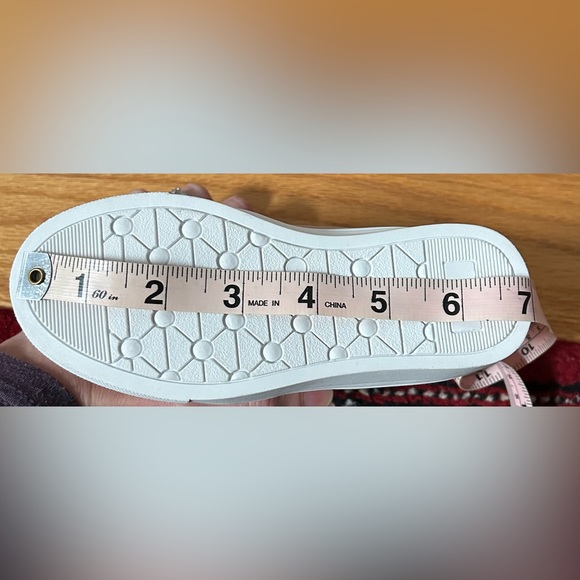 Little Bipsy tan/Pink toddler shoes - Picture 5 of 5